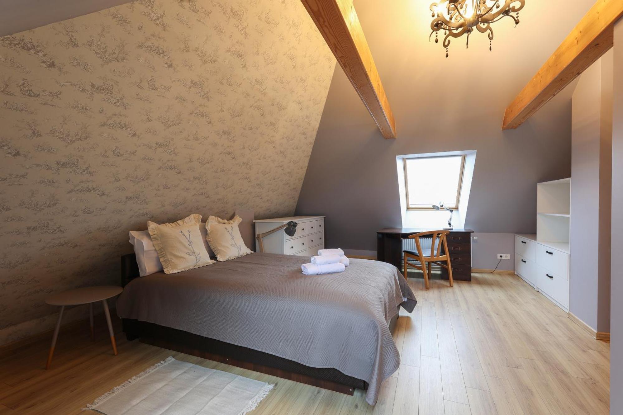 Central Hotel Radviliskis Экстерьер фото